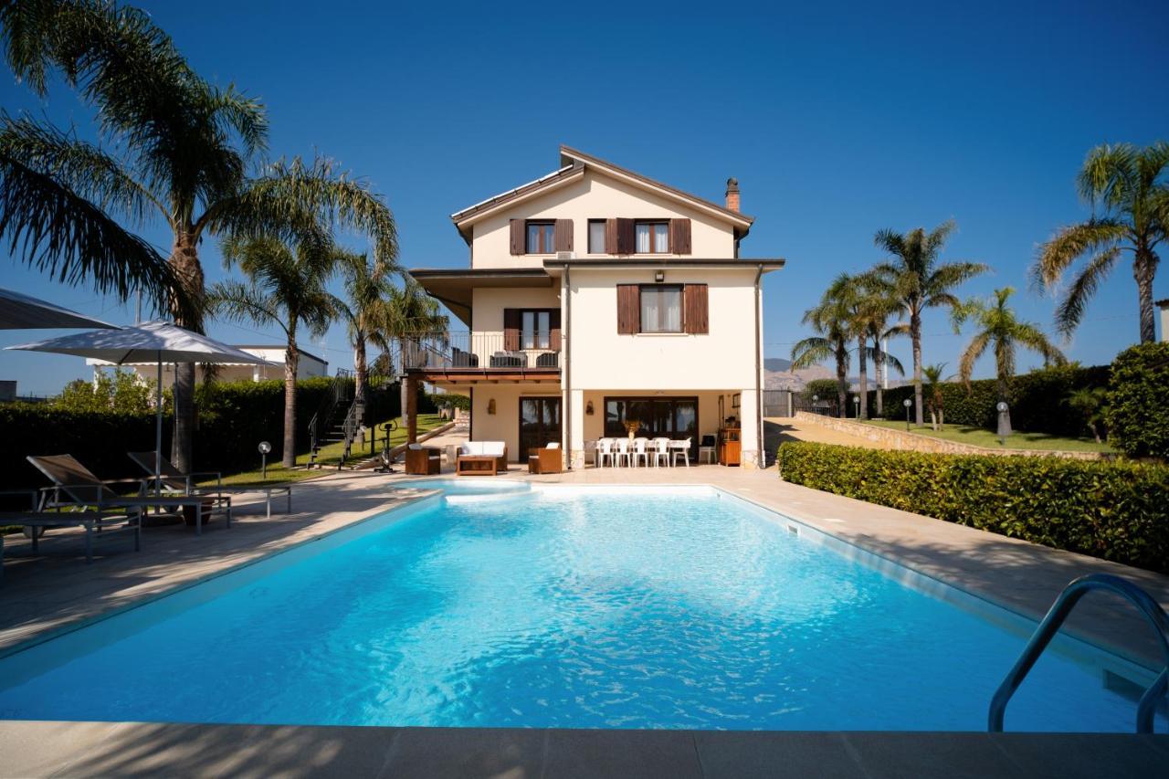 Villa Salato 阿尔卡莫 外观 照片